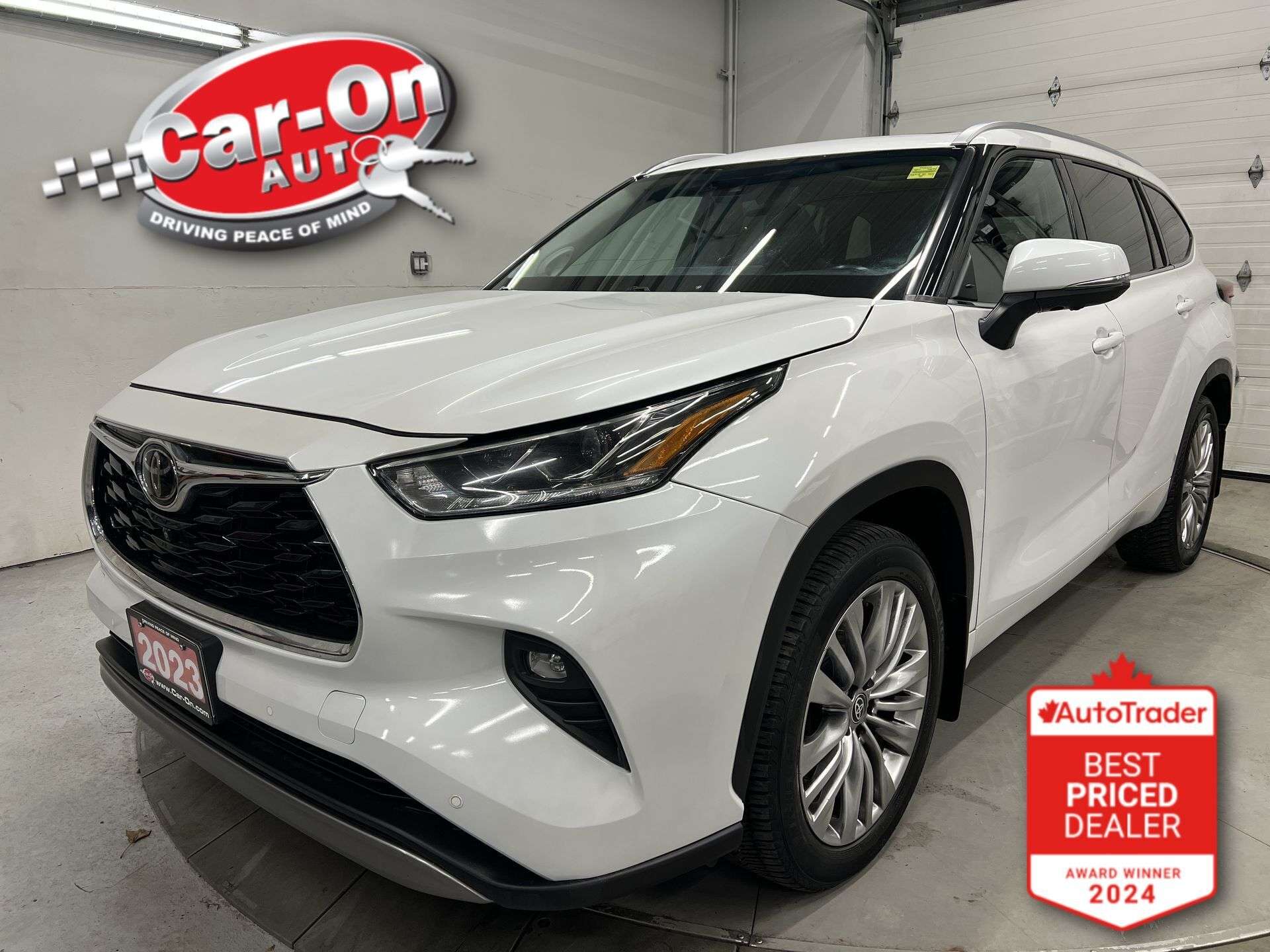 White 2023 Toyota Highlander Platinum AWD SUV / Crossover All-Wheel Drive Automatic