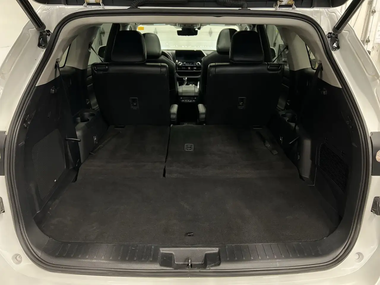 Toyota Highlander снимка Toyota Highlander