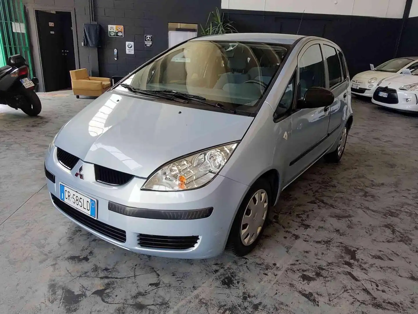 Mitsubishi Colt 1.1 12V 5p. Inform Blu/Azzurro - 1