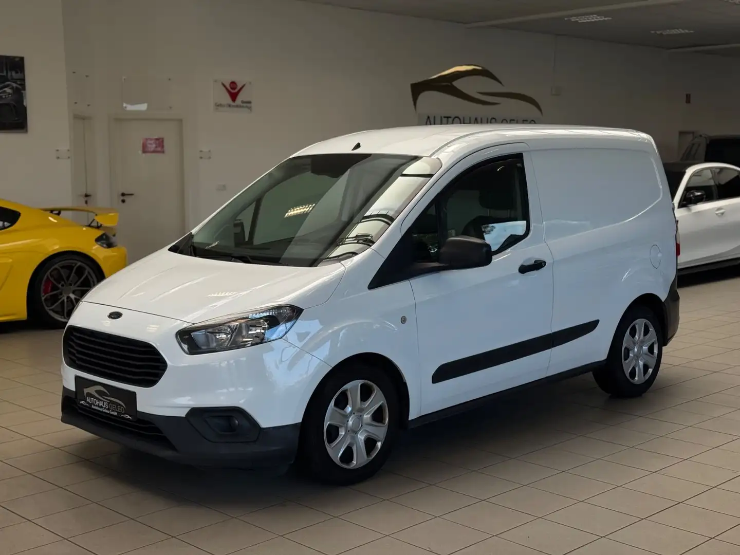 Ford Transit Courier Trend / TEMPOMAT / KLIMAAUT. / Blanc - 1