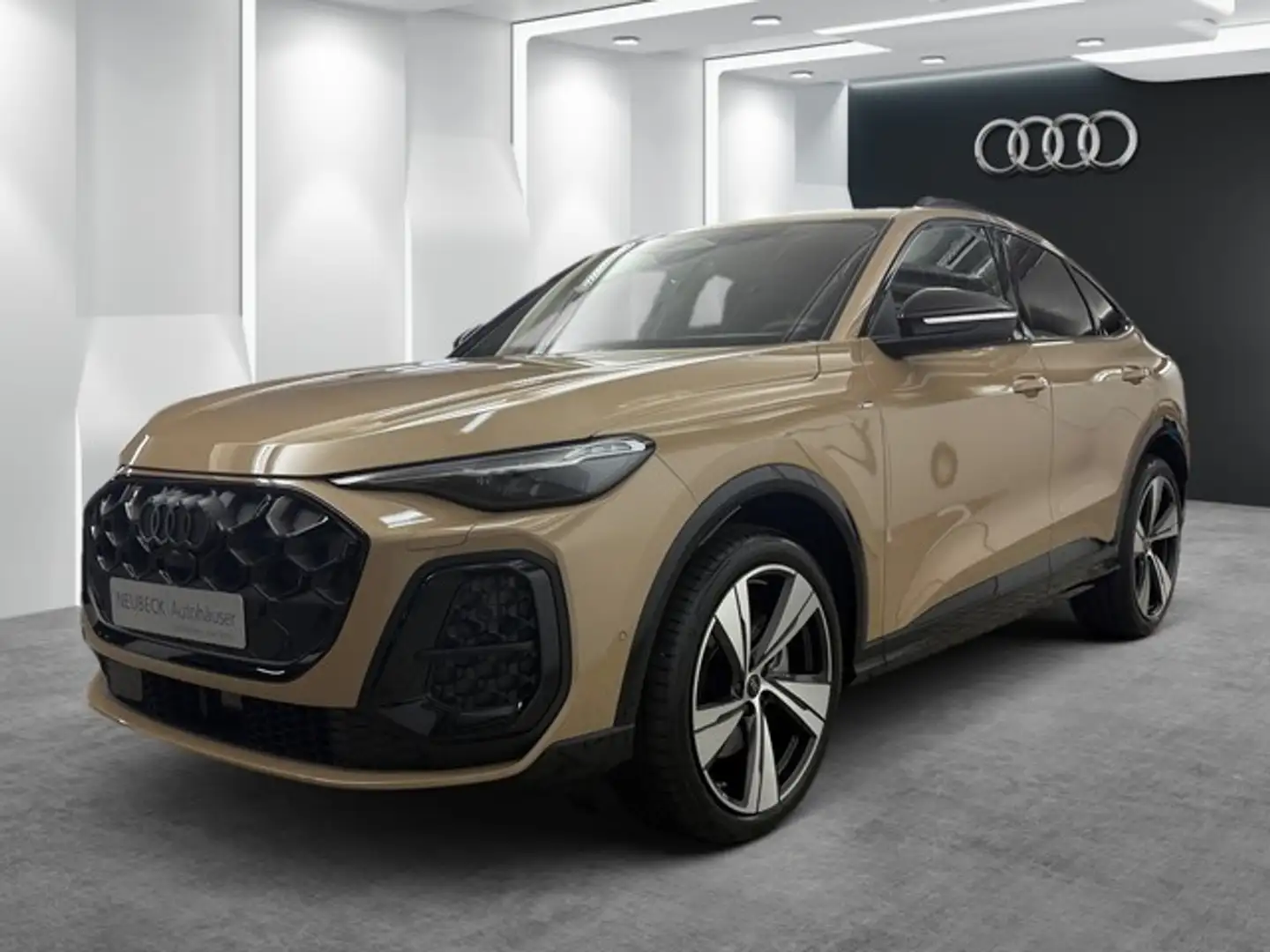 Audi Q5 Sportback edition one Or - 2