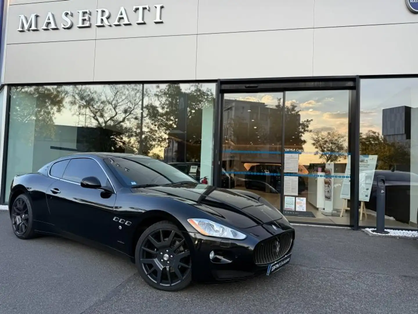 Maserati GranTurismo 4.2 BA Schwarz - 1