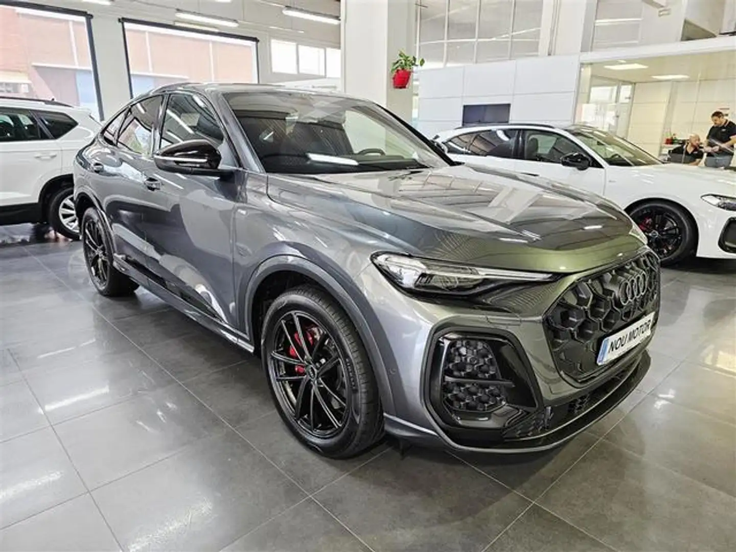 Audi Q5 Sportback 2.0TDI quattro Black line S tronic 150kW Gris - 2