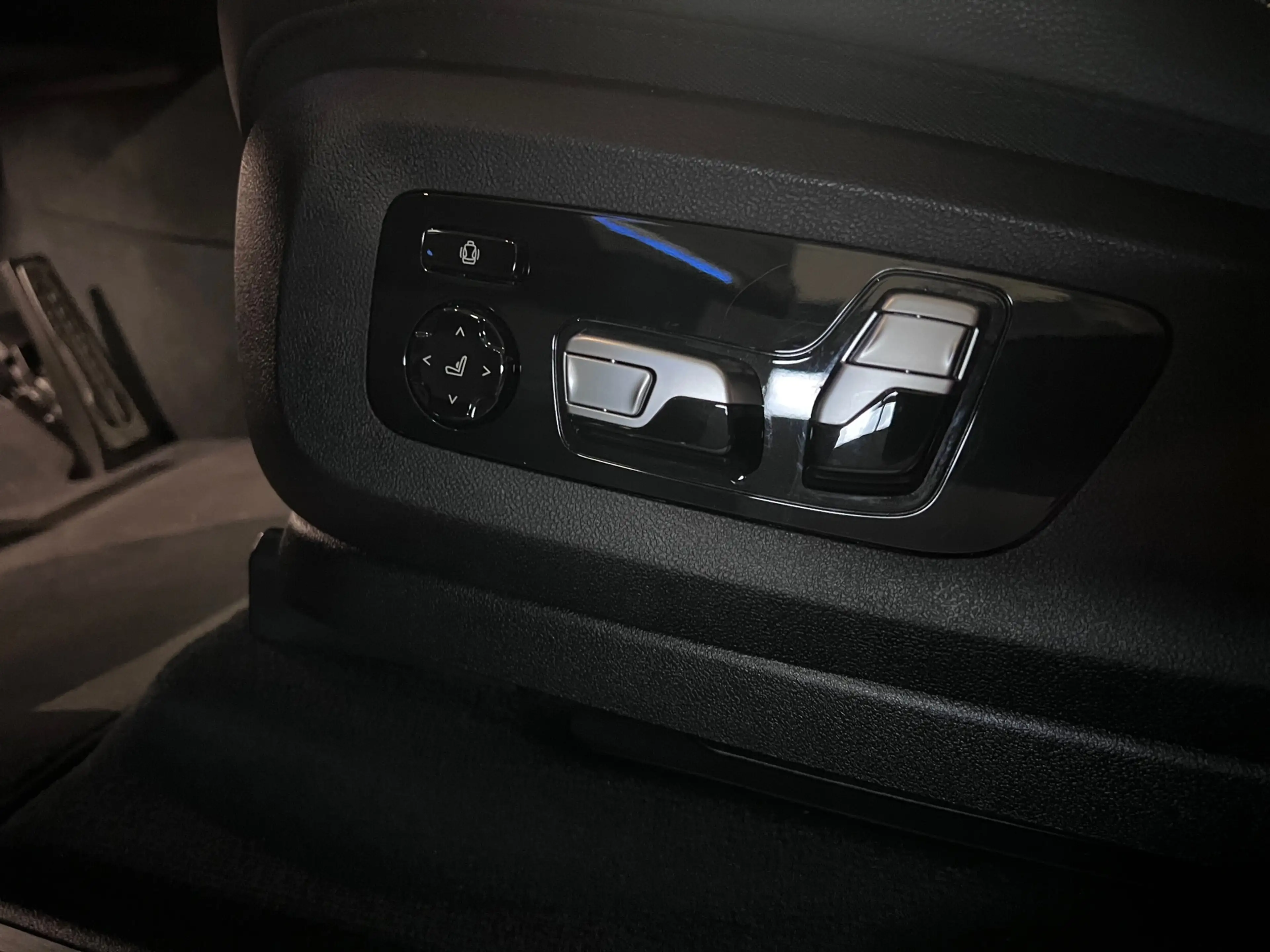 BMW X5 XDrive45e High Executive Edition M Pano/ Laser/ 22 — photo 21