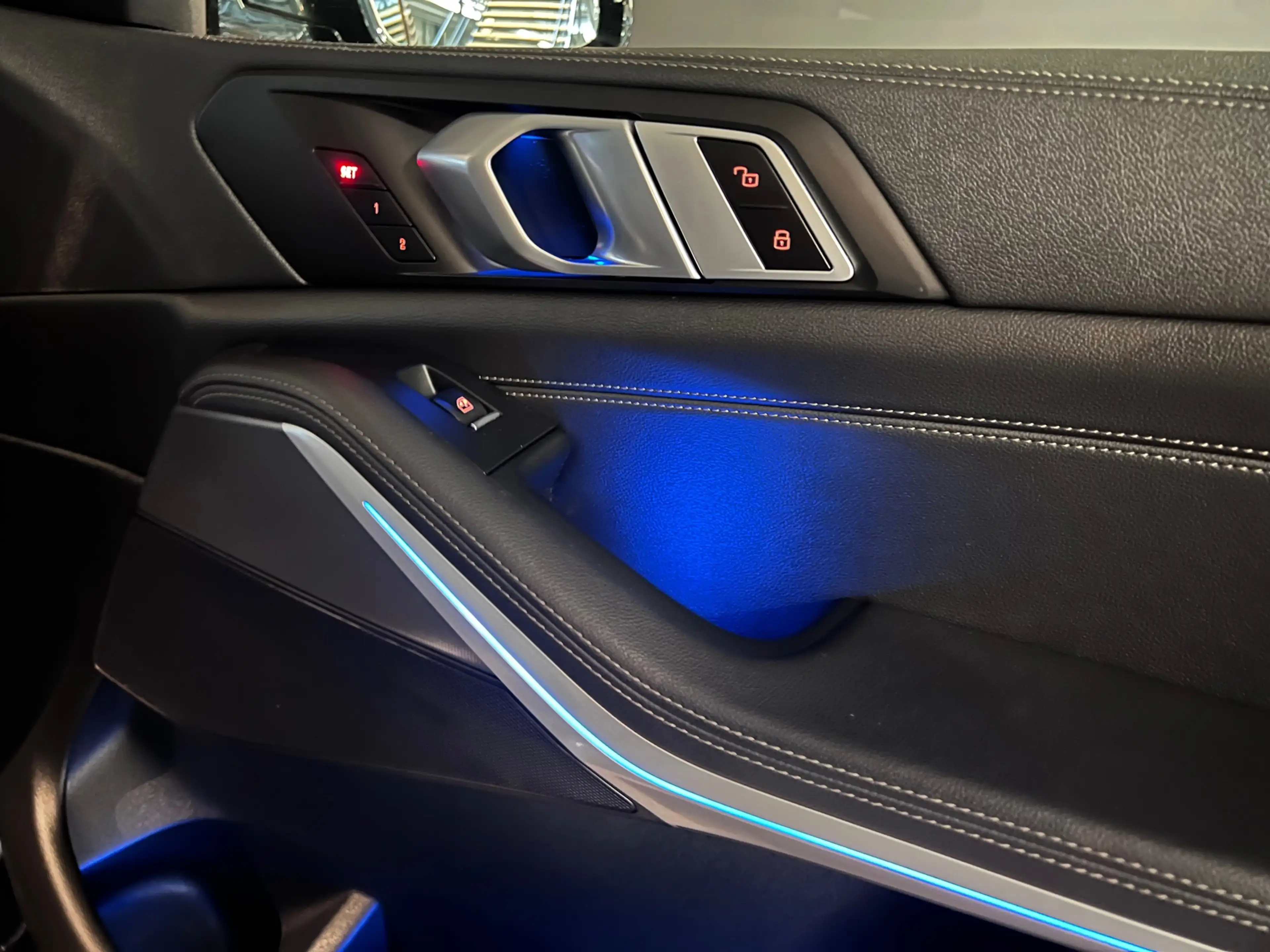 BMW X5 XDrive45e High Executive Edition M Pano/ Laser/ 22 — photo 24