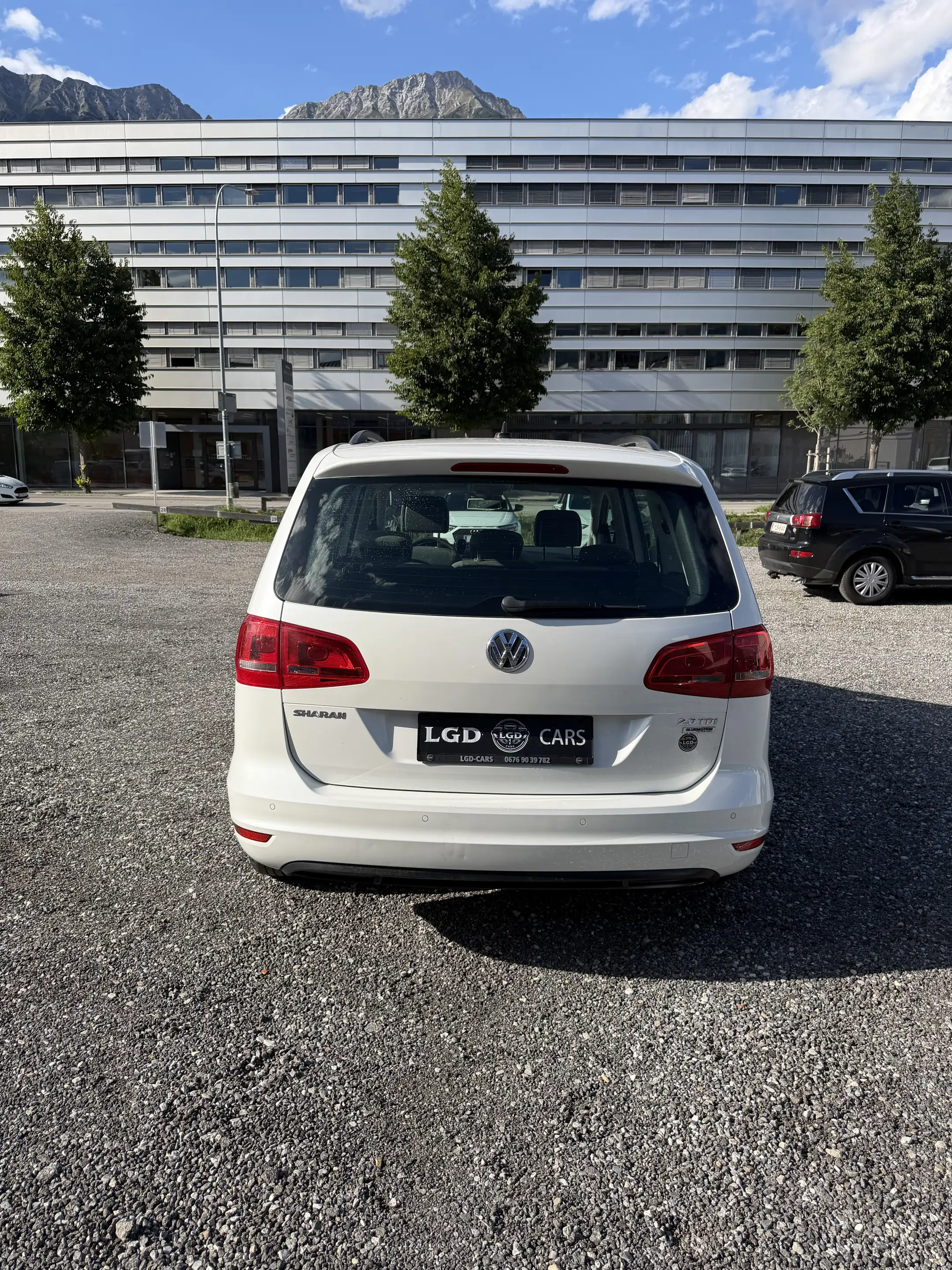 Volkswagen Sharan Comfortline BMT 2,0 TDI DSG — photo 6