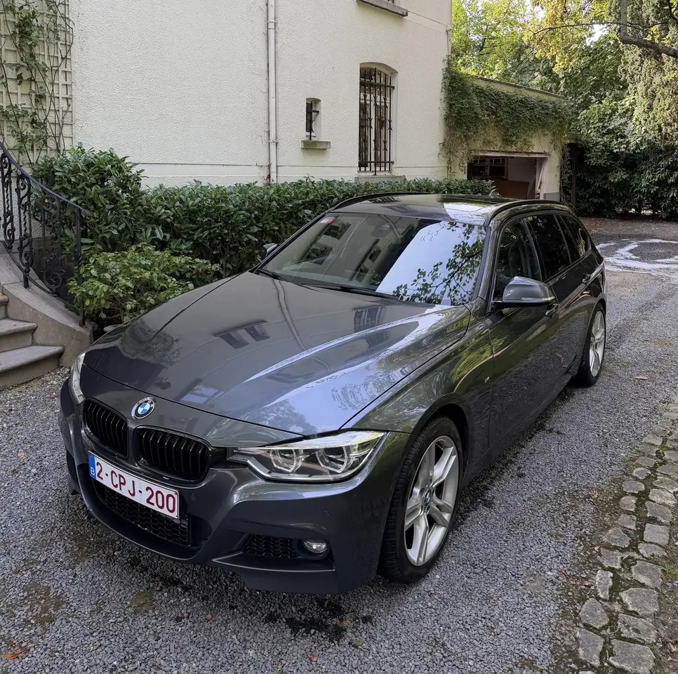 BMW 320