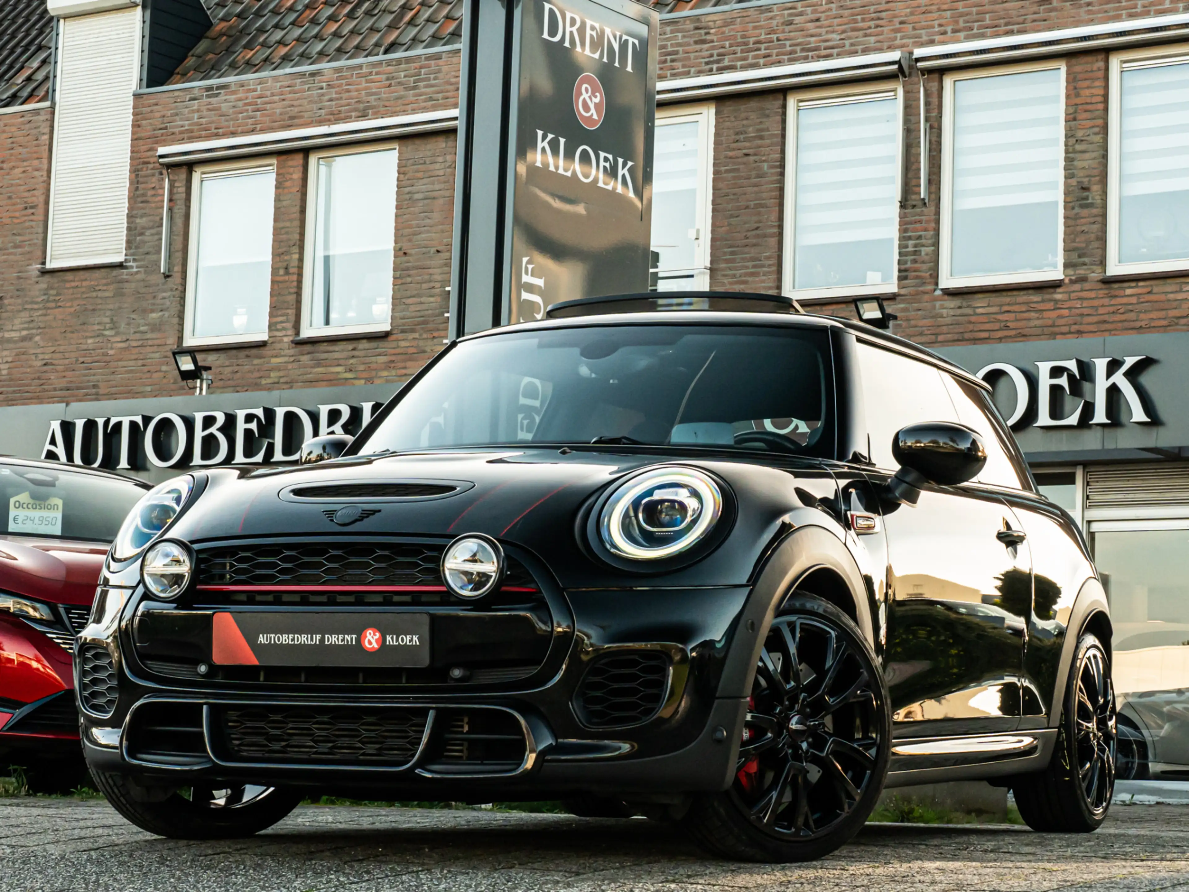 MINI John Cooper Works 3-Deurs 2.0 Chili ORG NL PANO JCW STOELEN 18 INCH — photo 5
