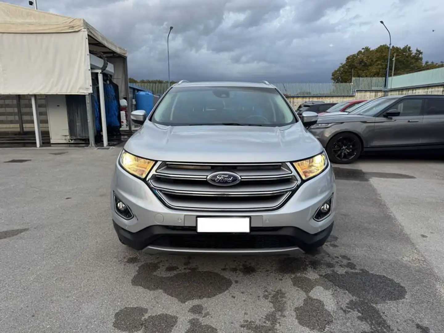 Ford Edge 2.0 TDCI 210 CV AWD Start&Stop Powershift Titanium Szürke - 1