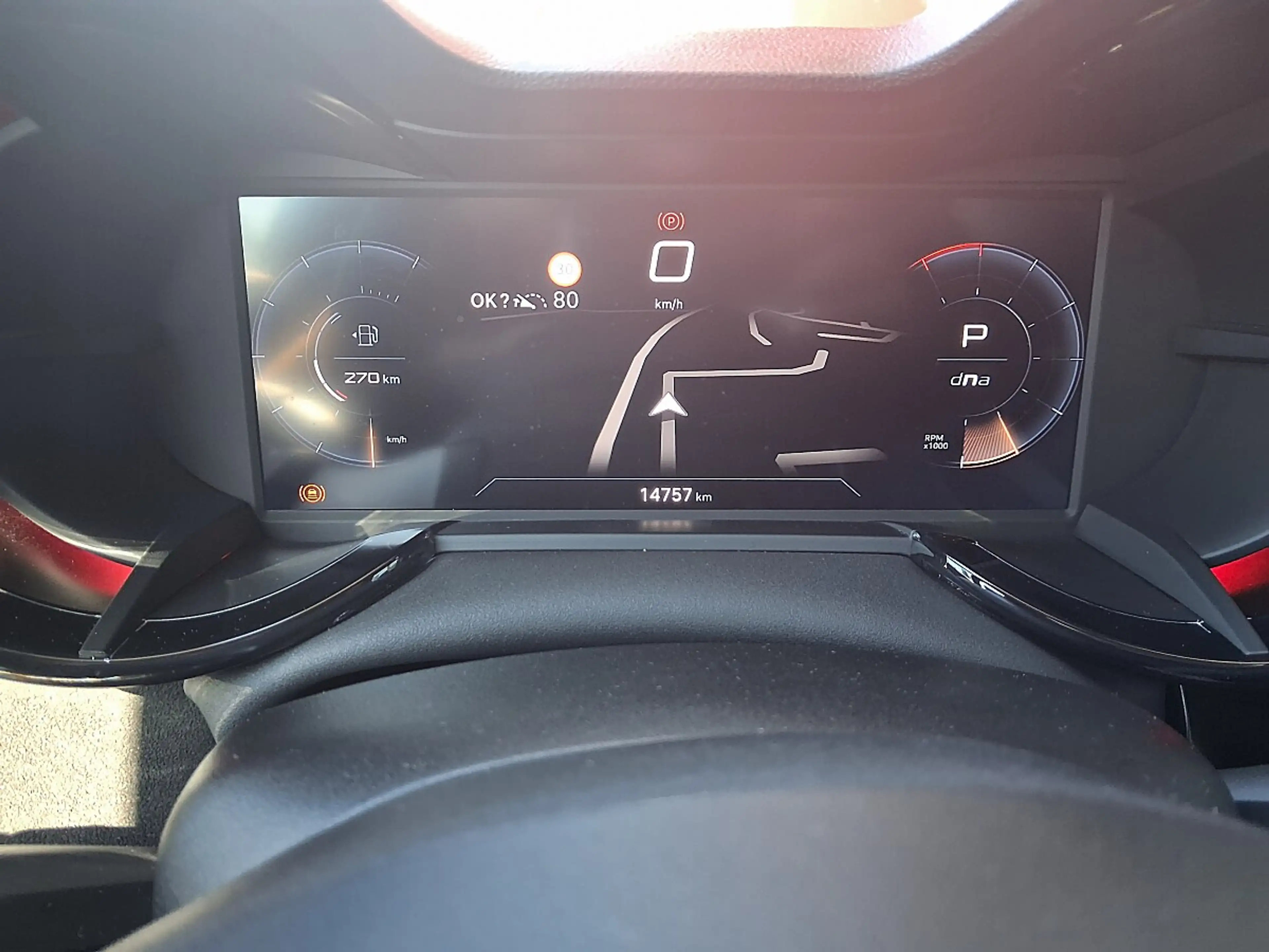 Alfa Romeo Junior Ibrida Speciale 1.2 MHEV e-DCT6 — photo 13