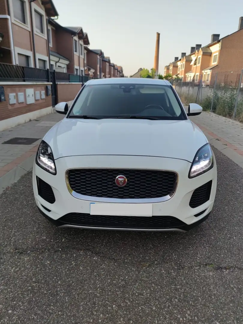 Jaguar E-Pace E-Pace 2.0D I4 R-Dynamic Base AWD 150 R-Dynamic Base - 2