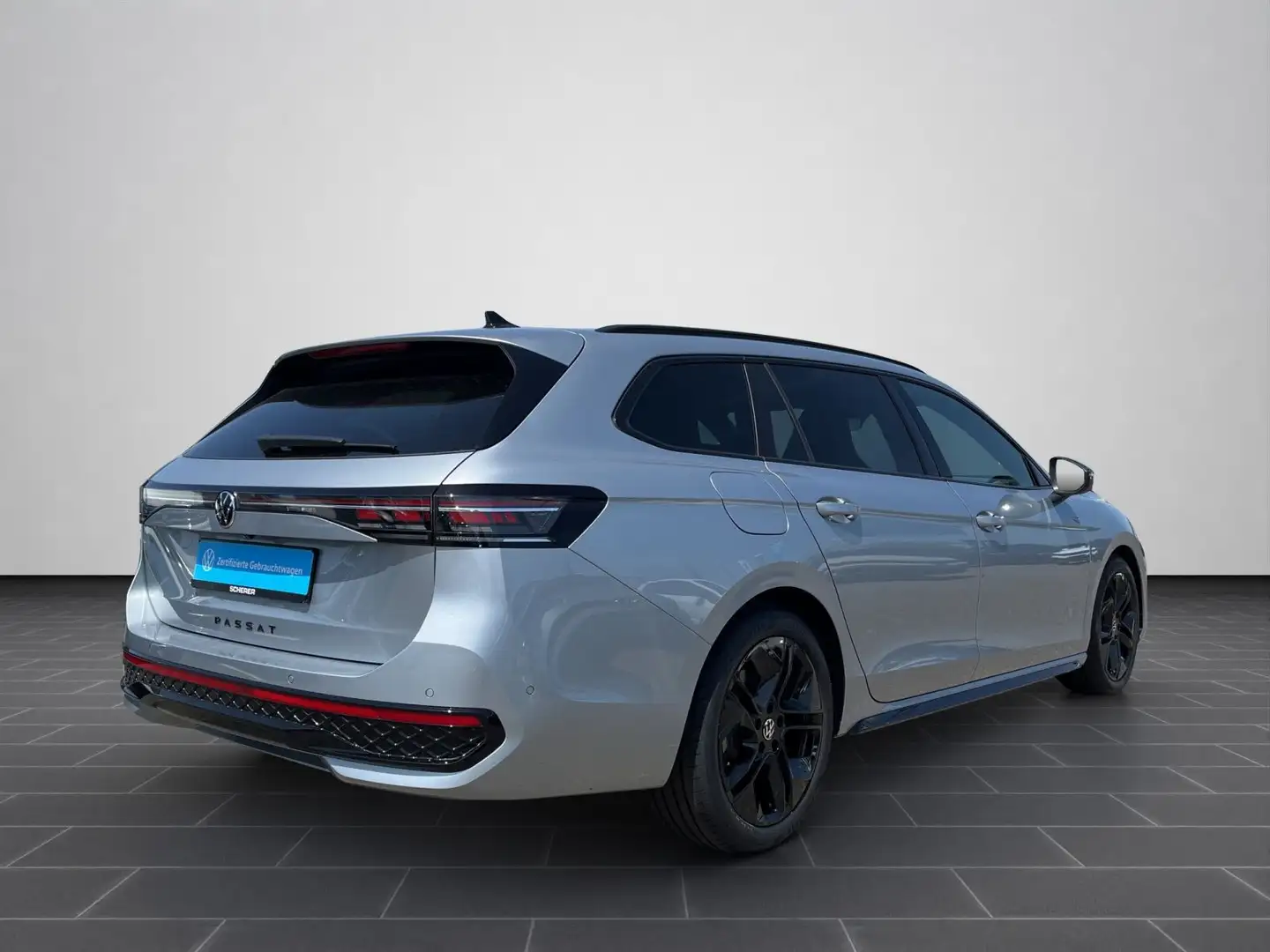 Volkswagen Passat Variant R line 2.0 TDI DSG MATRIX 360° AH Silber - 2