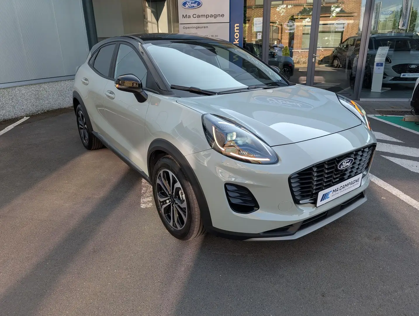 Ford Puma Titanium 1.0i EcoBoost 125pk Mild Hybrid A7 autom Gris - 1
