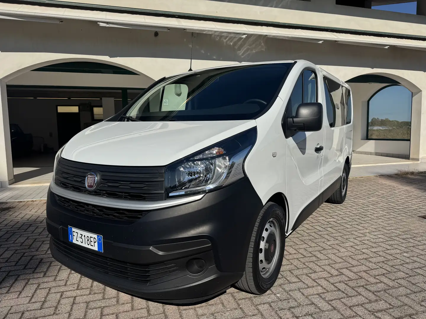 Fiat Talento COMBI - 2.0 MJET - 120CV - AUTOCARRO 6 POSTI Bianco - 2