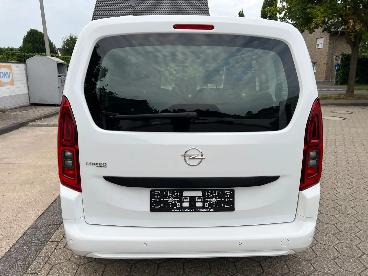 Opel Combo Life TURBO/EDITION/7.SITZER/NAVI/GARANTI Weiß - 2
