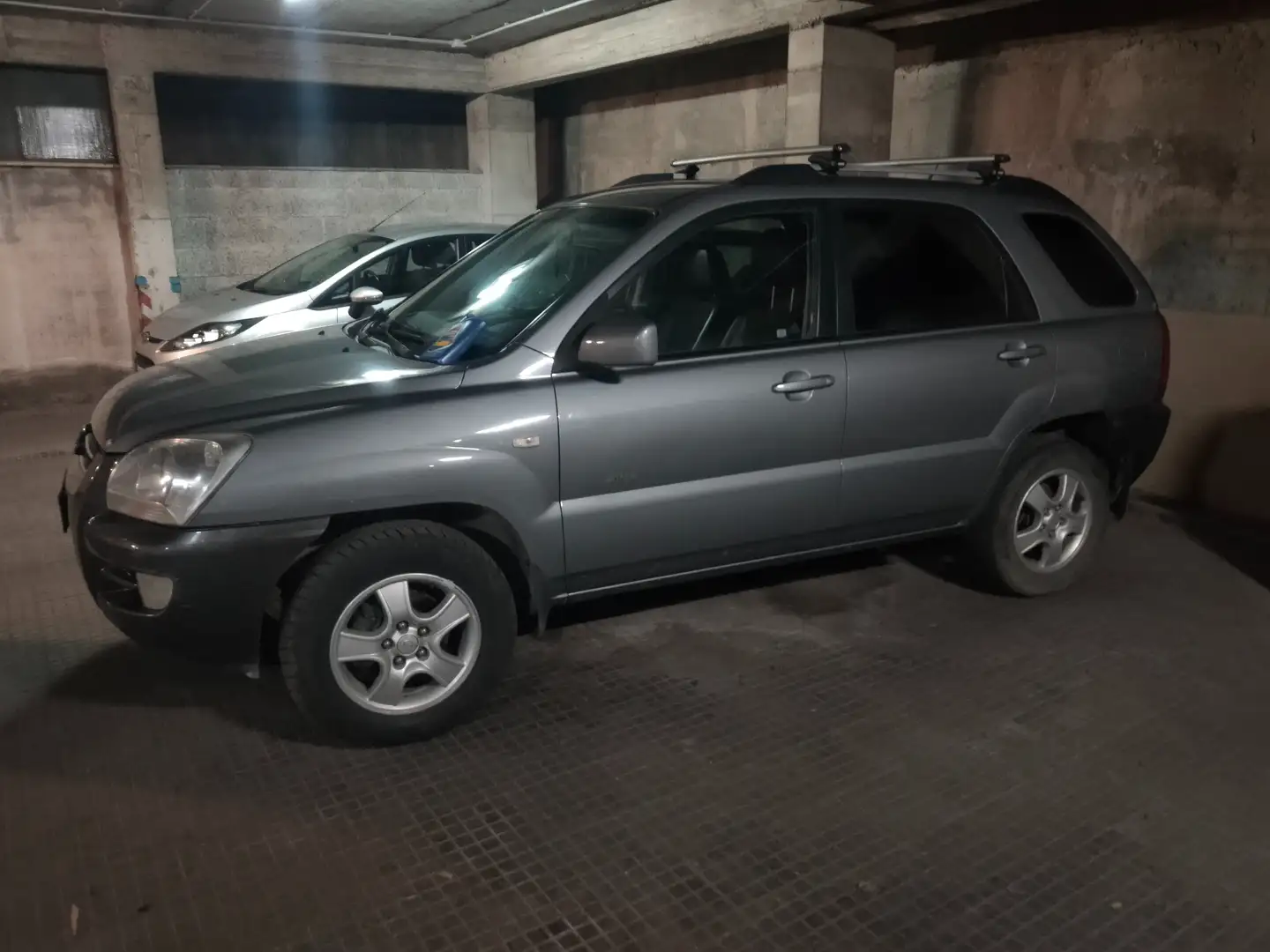 Kia Sportage KIA Sportage '05 4WD Benzina E4 GPL 2.0-16v Gancio Gris - 2