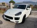 Porsche Cayenne 3.0D RESTYLING ALLESTIMENTO GTS TETTO PANORAMICO Bianco - thumbnail 3