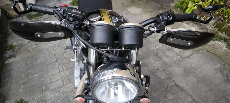 Triumph Thruxton - foto 4