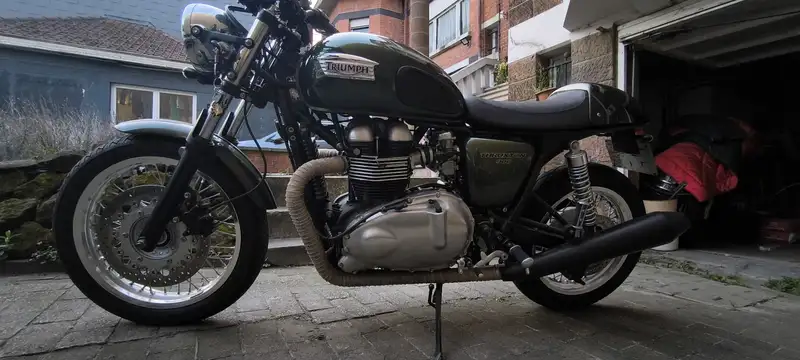 Triumph Thruxton - foto 2