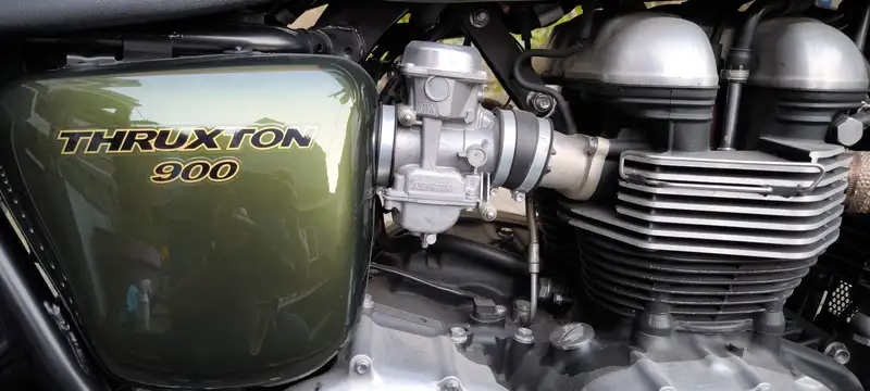 Triumph Thruxton - foto 7