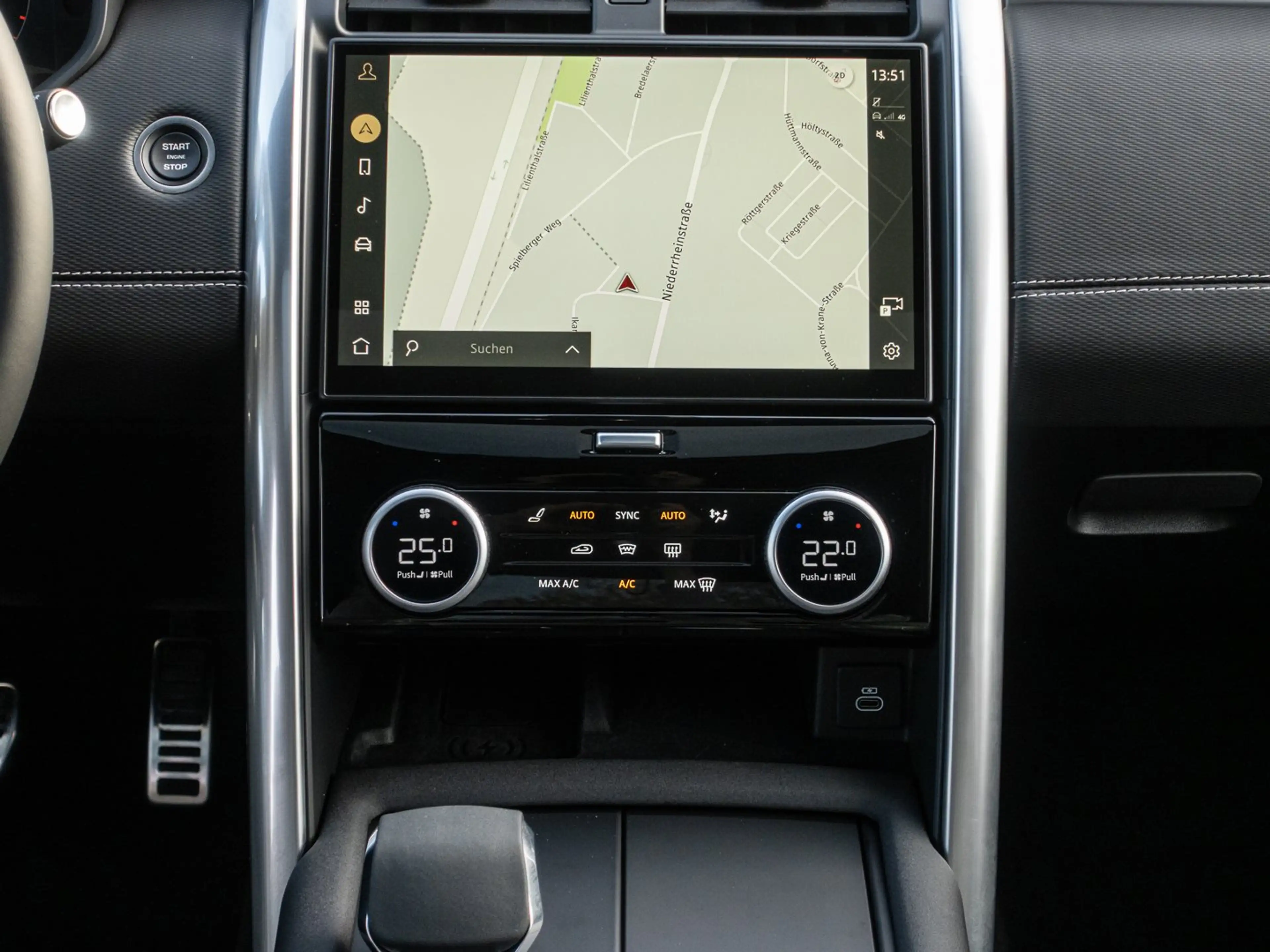 Land Rover Discovery D300 Dynamic HSE PANO LED STANDHZG — photo 14