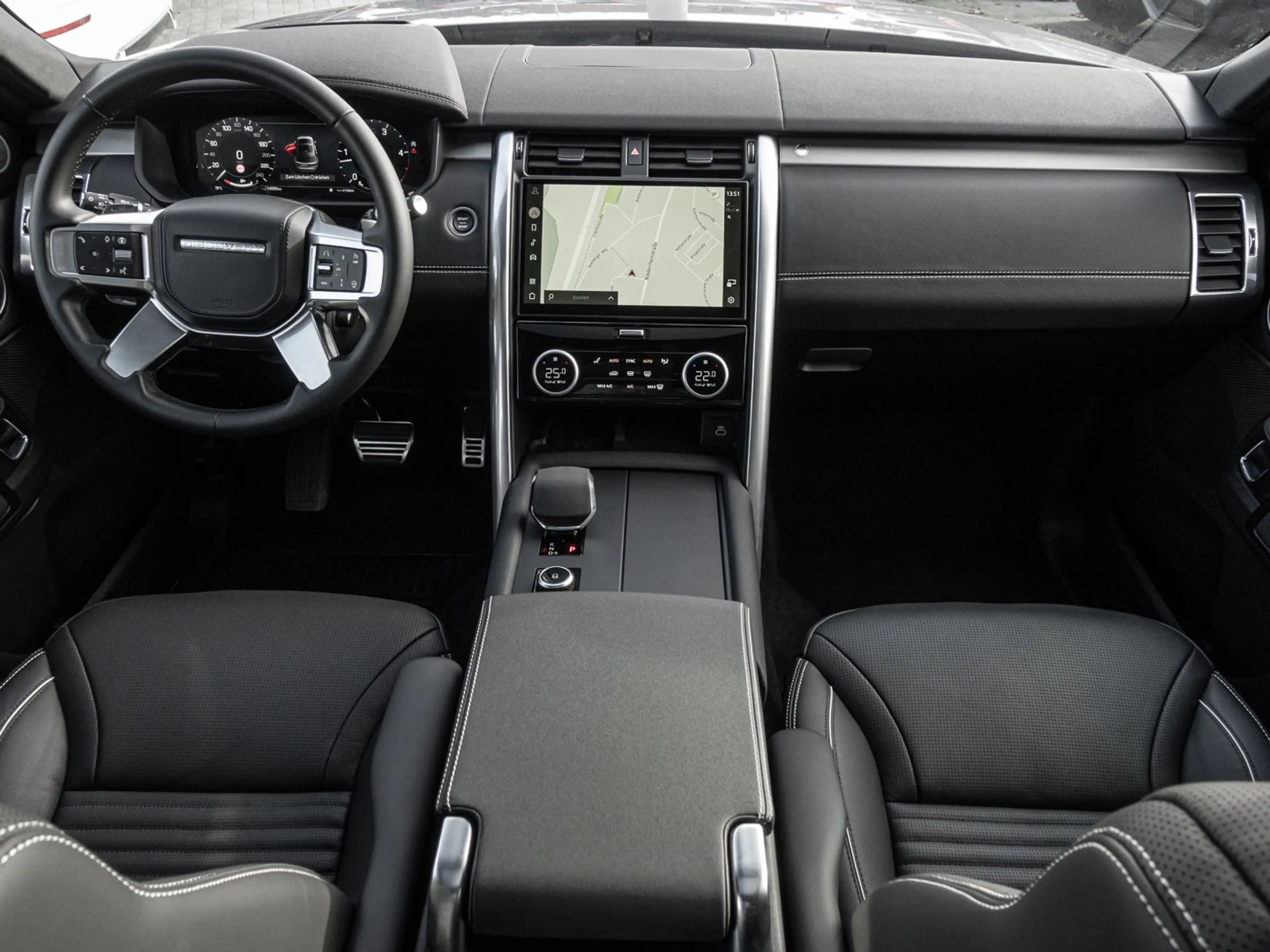 Land Rover Discovery D300 Dynamic HSE PANO LED STANDHZG — photo 11