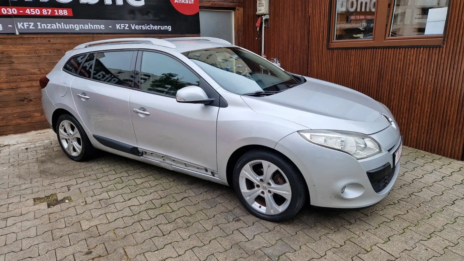 Renault Megane III Grandtour Dynamique Automatik, Navi Gris - 2
