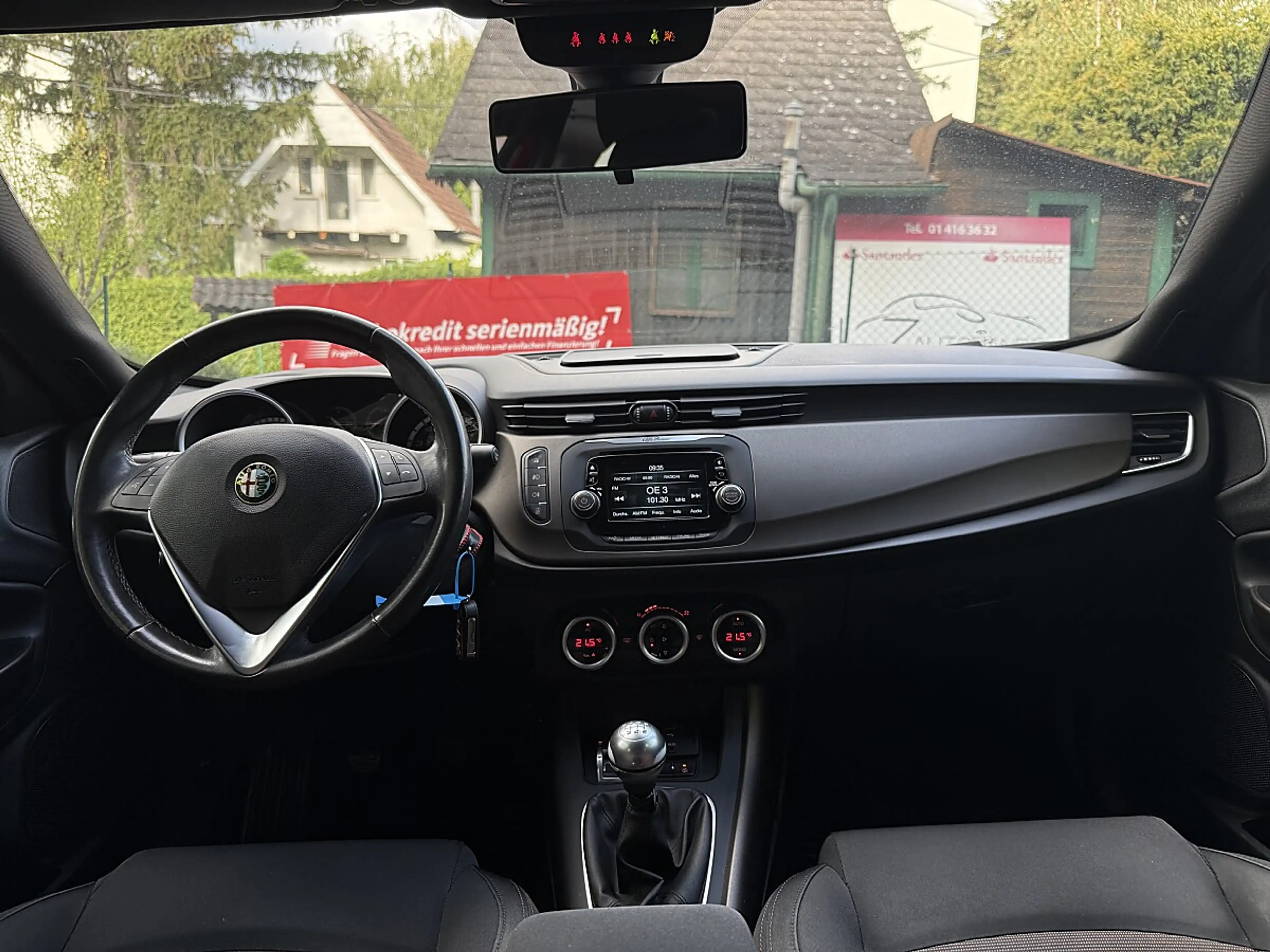 Alfa Romeo Giulietta 1.4 TB Distinctive — photo 15