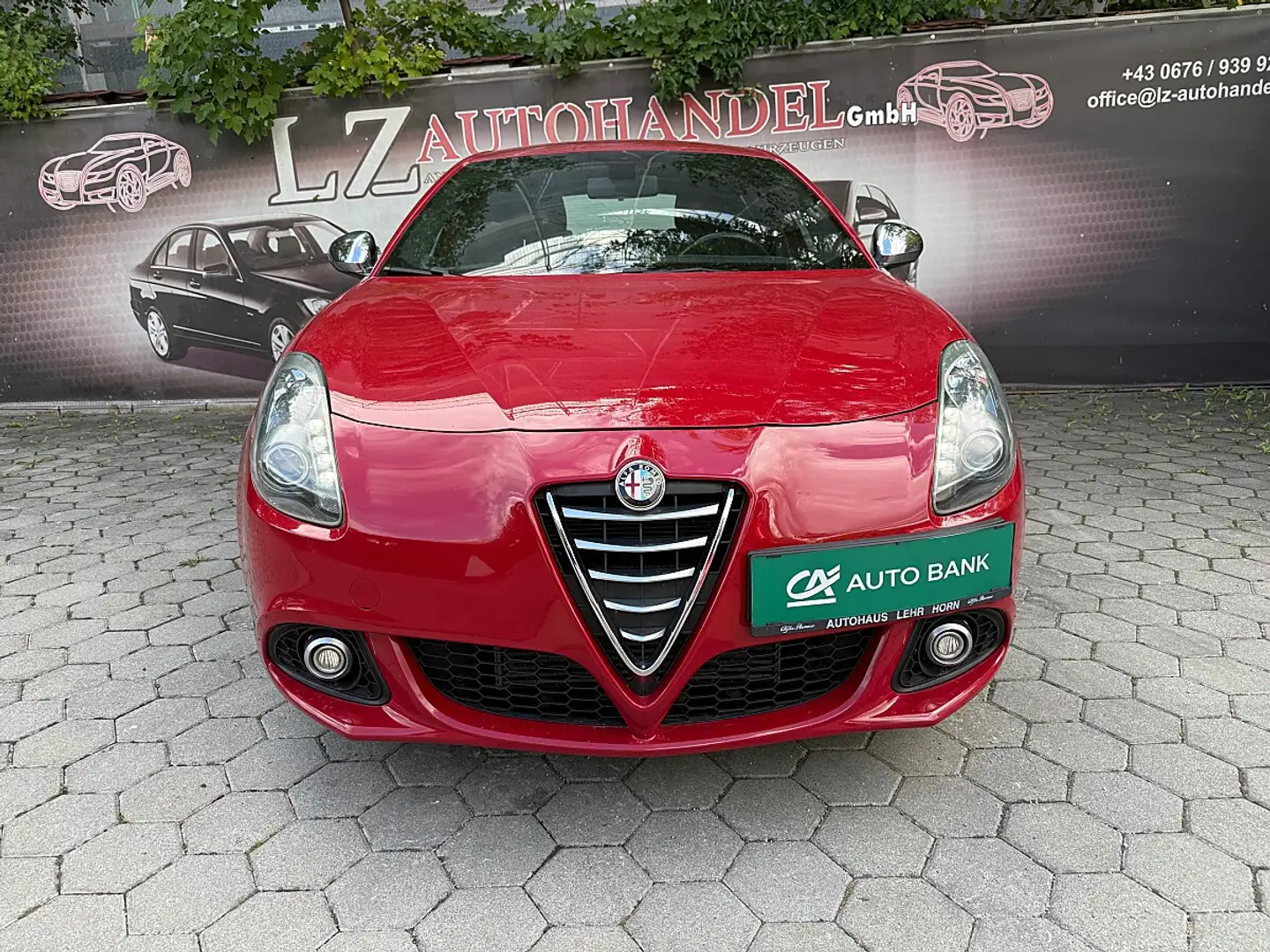 Alfa Romeo Giulietta 1.4 TB Distinctive Rot - 2