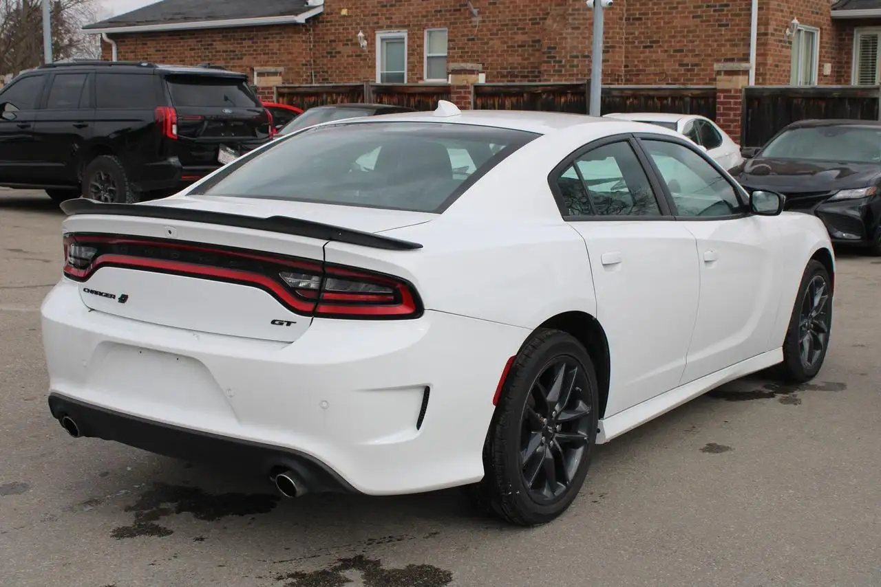 Dodge Charger снимка Dodge Charger