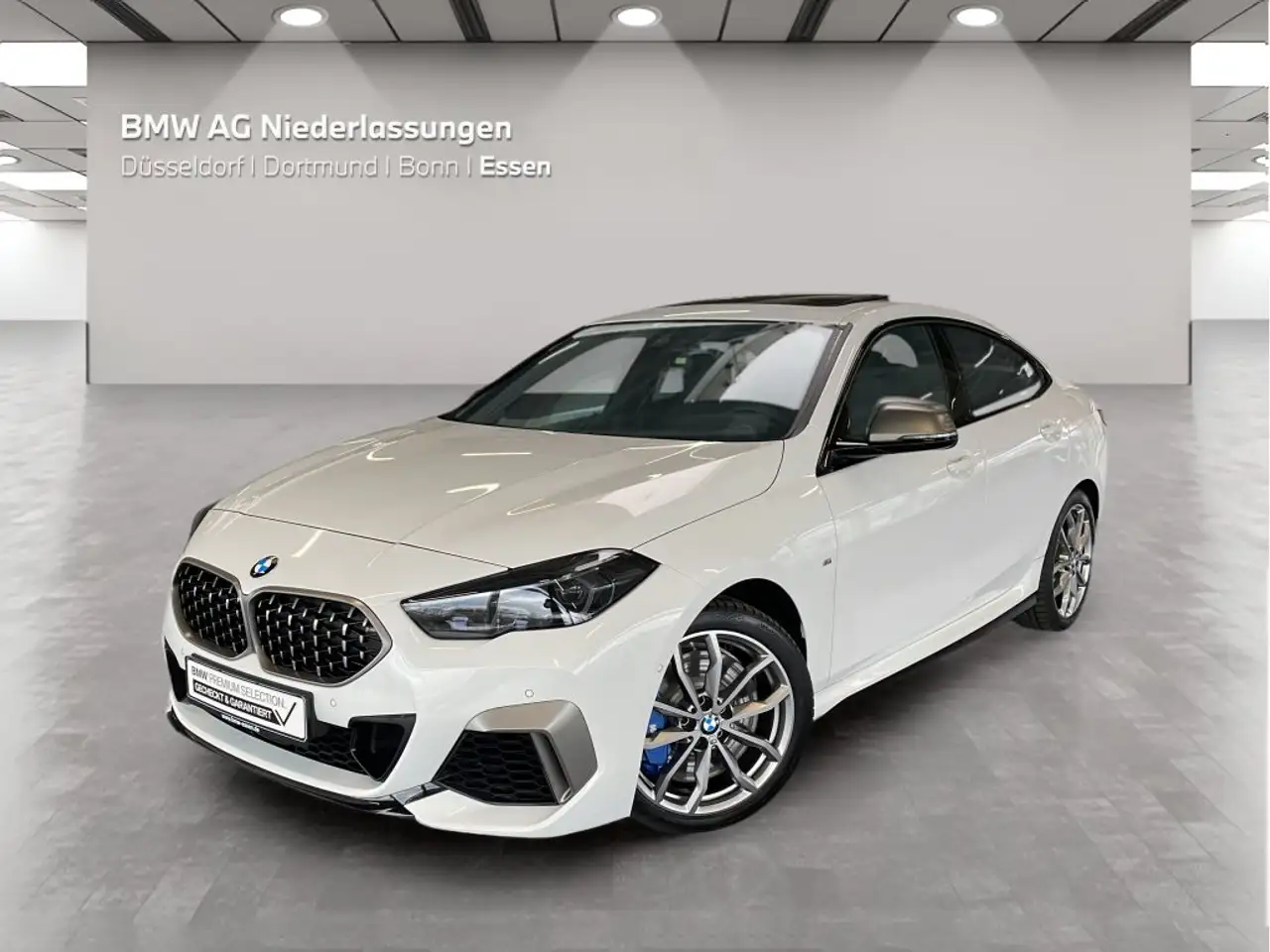 BMW 235