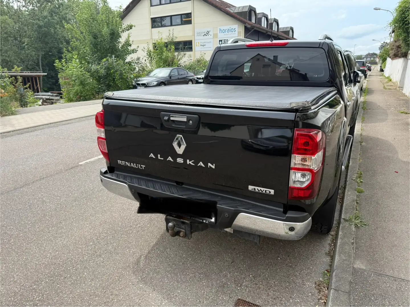Renault Alaskan Alaskan Double Cab 4x4 dCi 190 Aut. EXPERIENCE Zwart - 2
