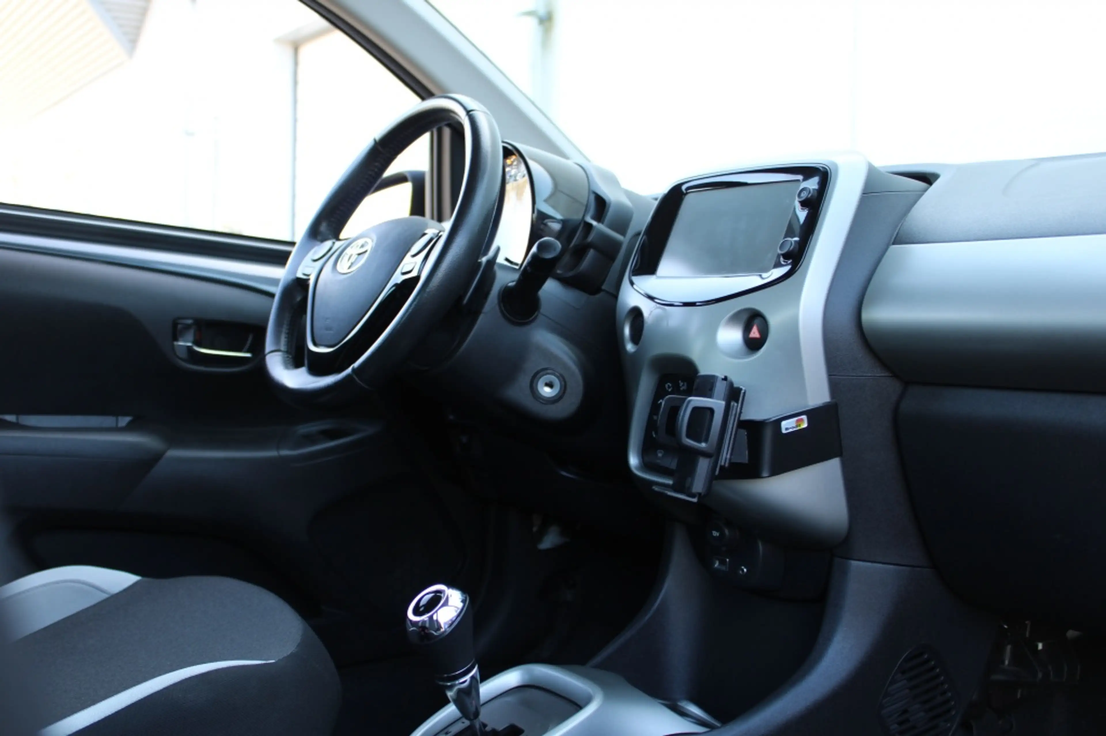 Toyota Aygo 1.0 VVT-i x-play Automaat — photo 22