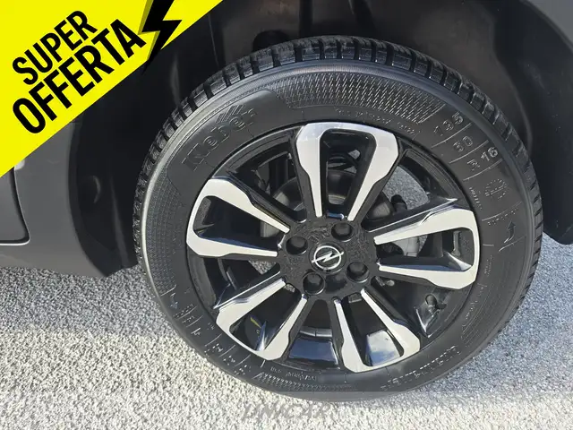 Opel Crossland view 9