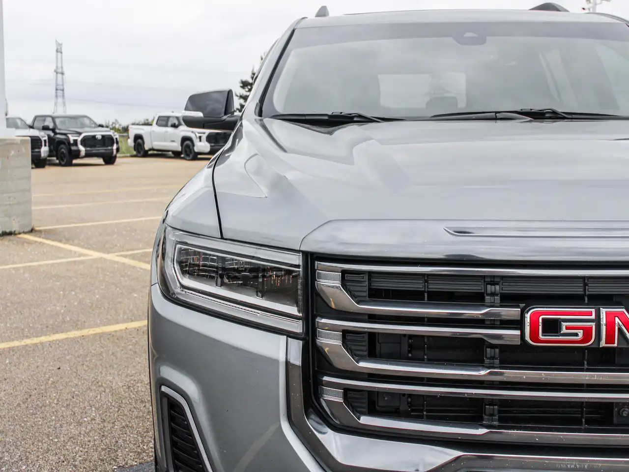 GMC Acadia снимка GMC Acadia