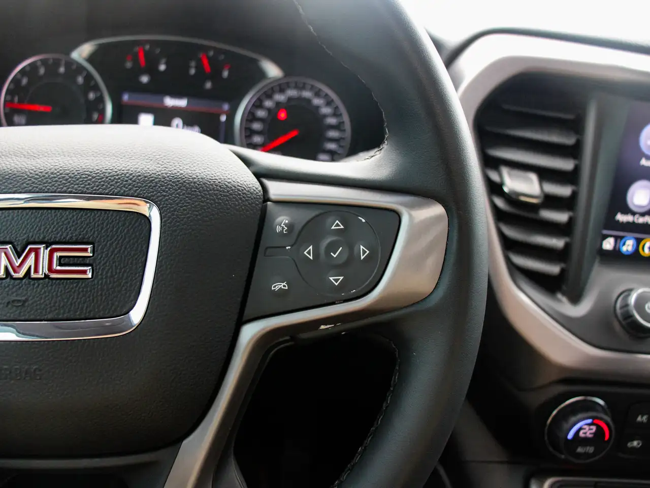 GMC Acadia снимка GMC Acadia