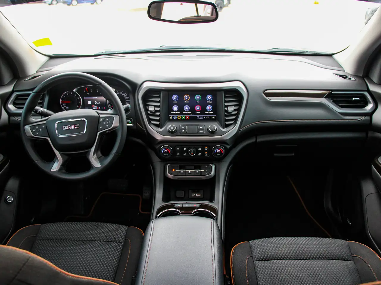 GMC Acadia снимка GMC Acadia