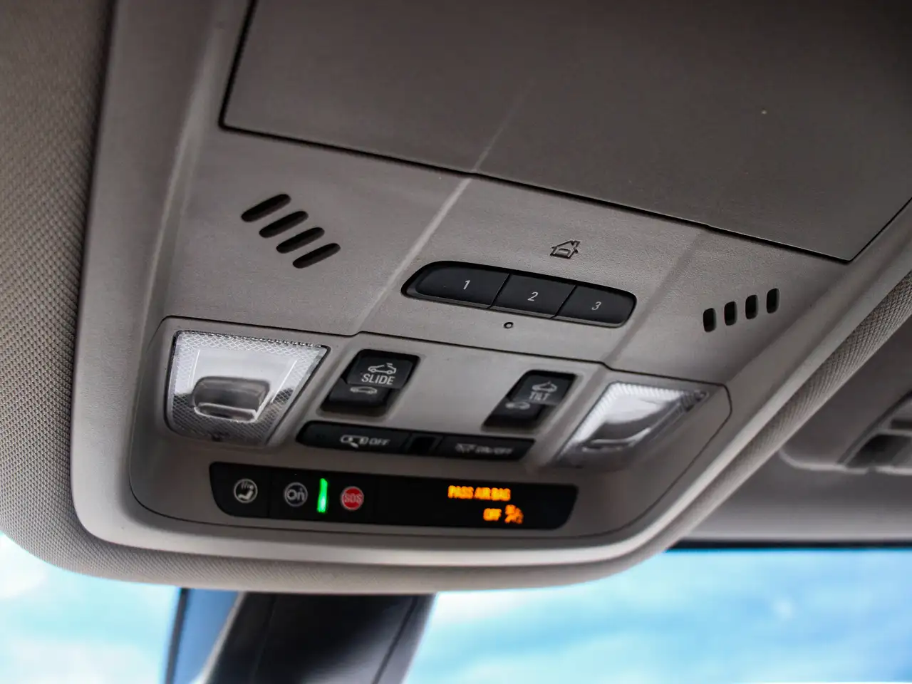 GMC Acadia снимка GMC Acadia