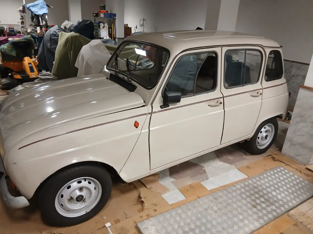 Renault R 4 R4 5p 956 TL, foto 1