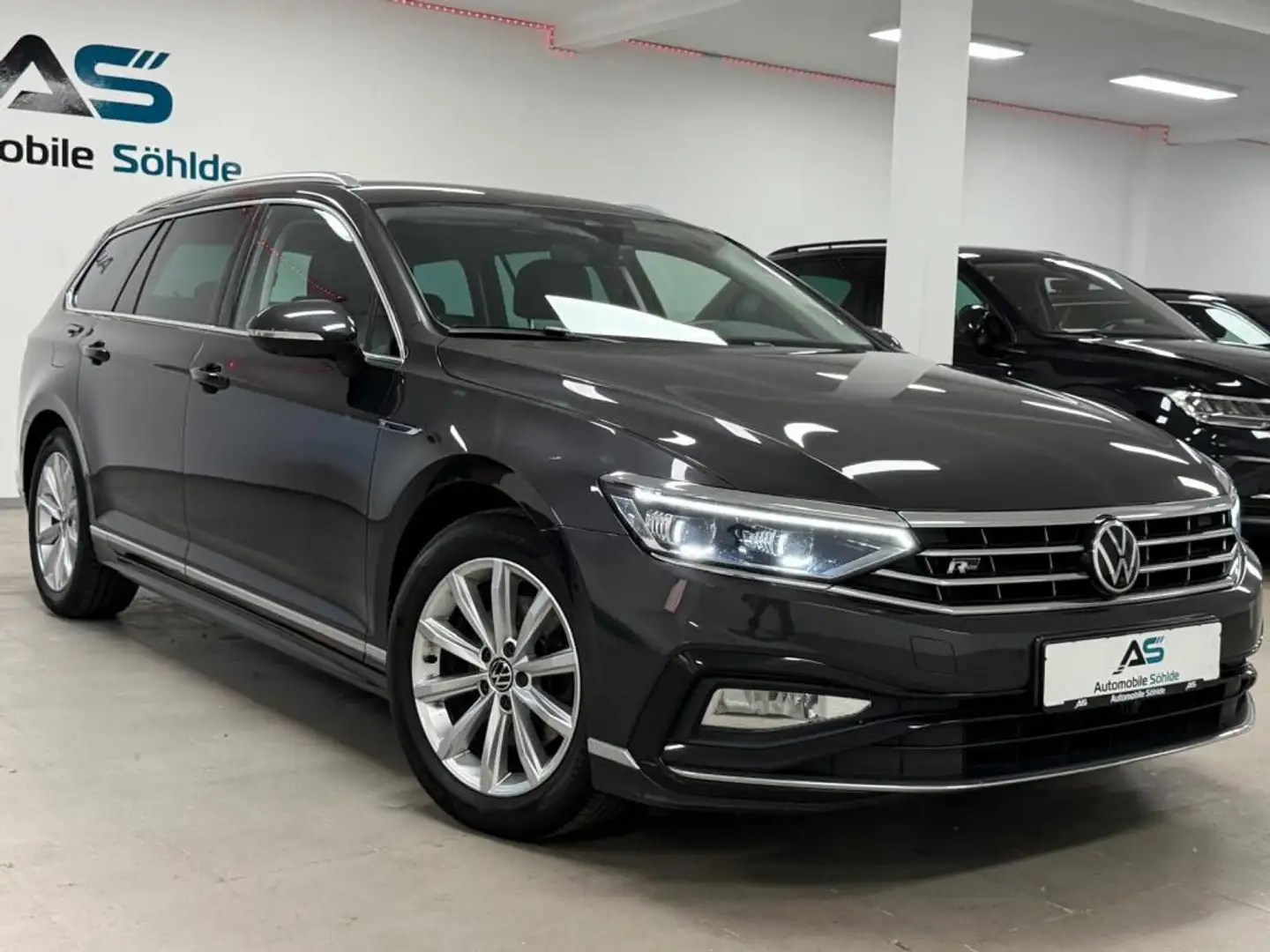 Volkswagen Passat 2.0 TDi DSG R-line Navi/Leder/Matrix/AHK/ Gris - 1