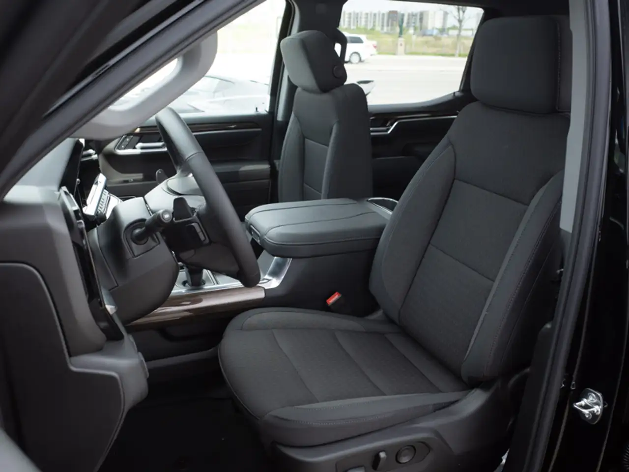 Chevrolet Silverado 1500 photo Chevrolet Silverado 1500