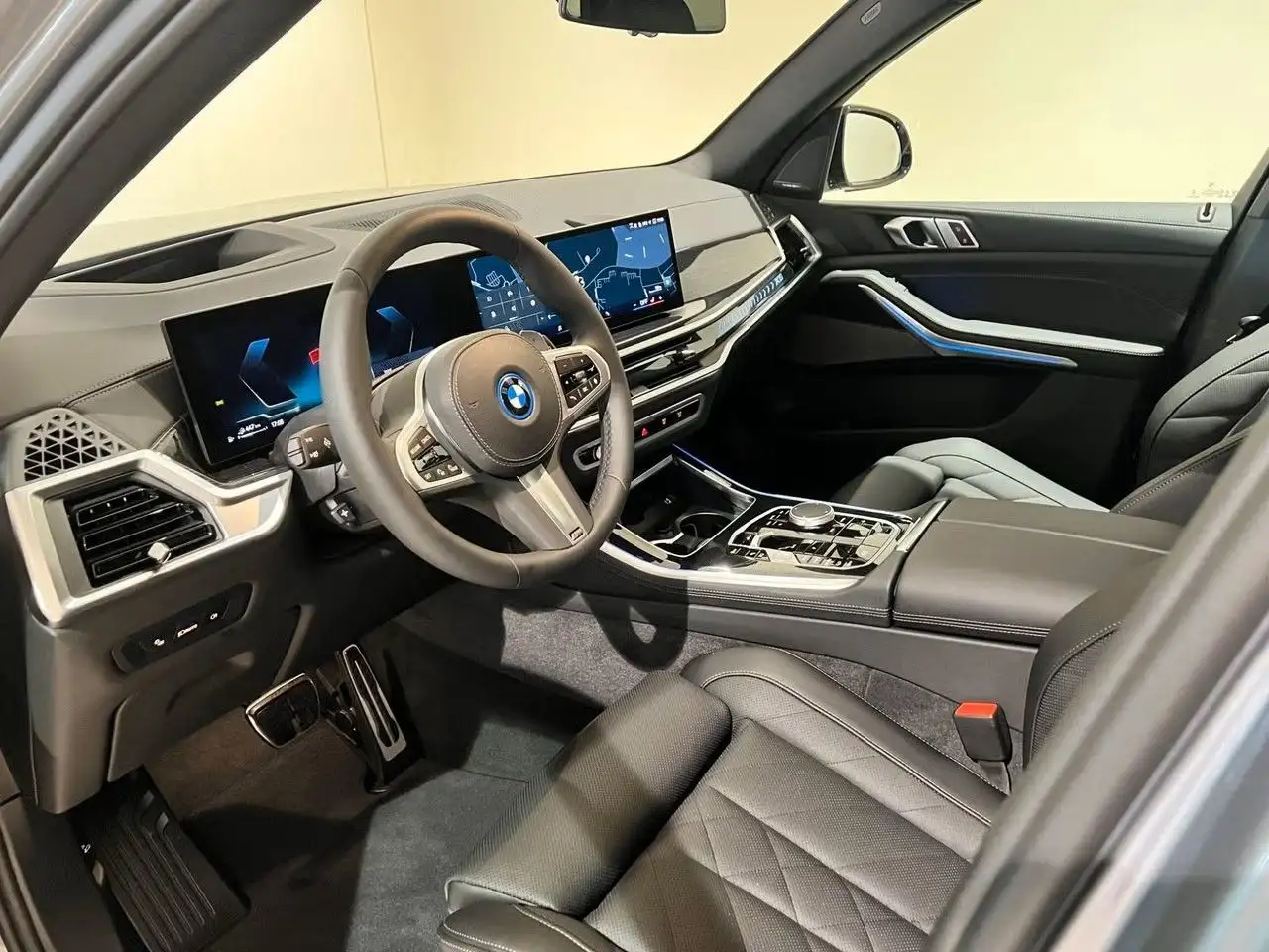 BMW X5 xDrive50e M Sport Pro*Innovation*Driv.Ass*HuD 8