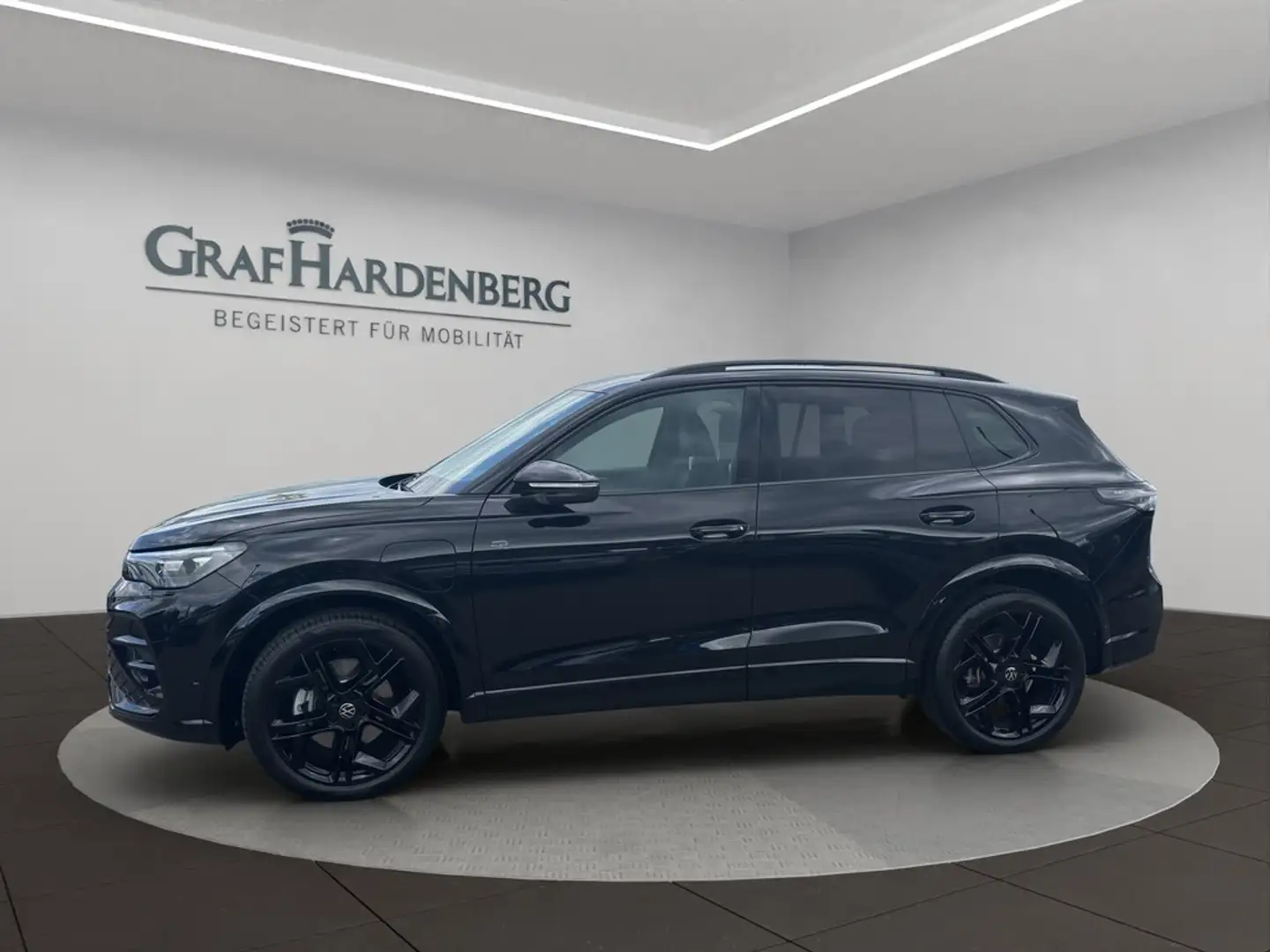 Volkswagen Tiguan 1.5 eHybrid DSG R-Line AHK RFK ACC Schwarz - 2