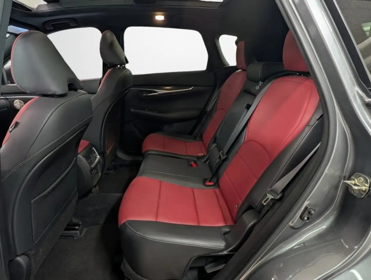 Infiniti QX50 снимка Infiniti QX50