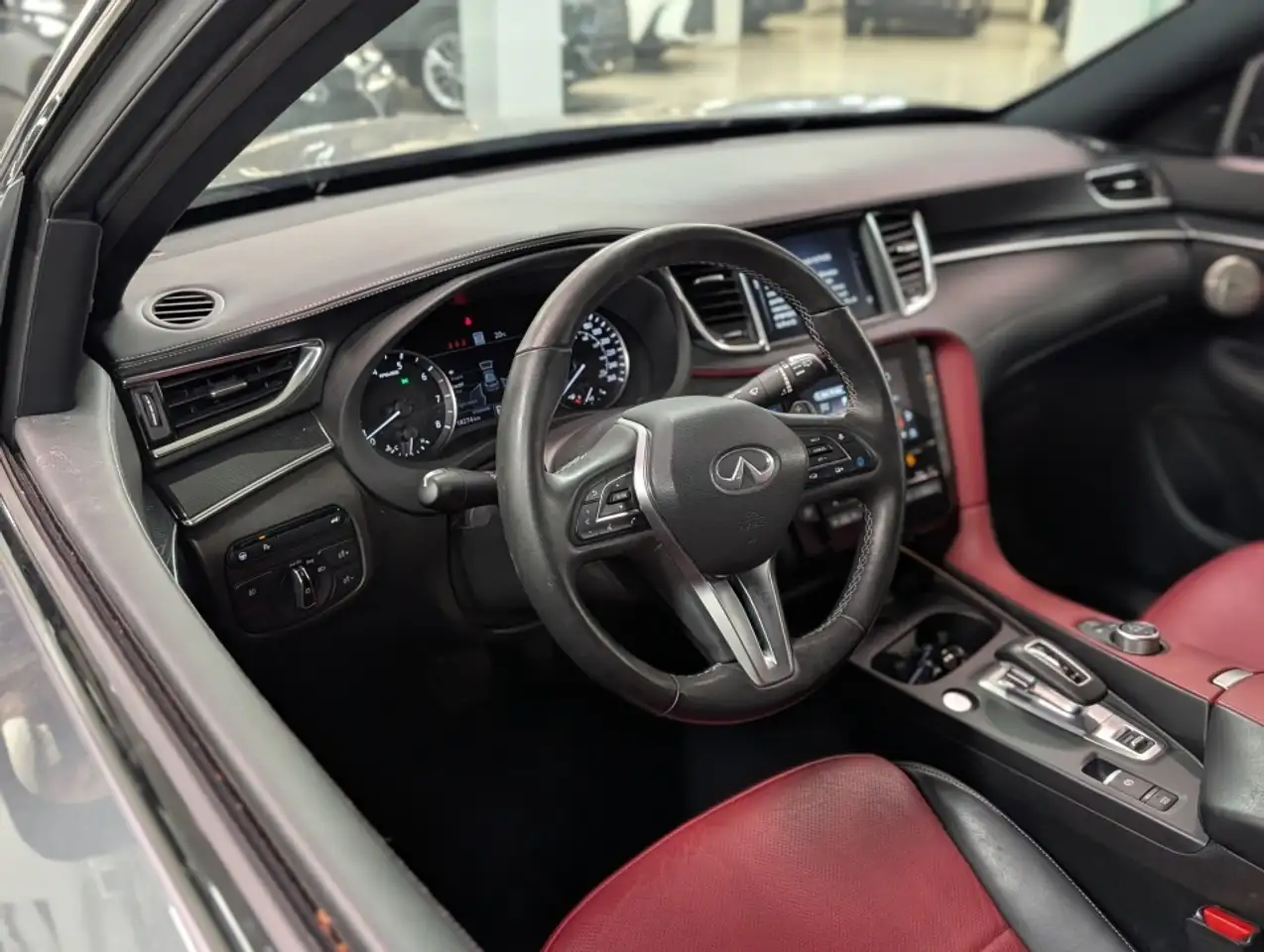 Infiniti QX50 снимка Infiniti QX50