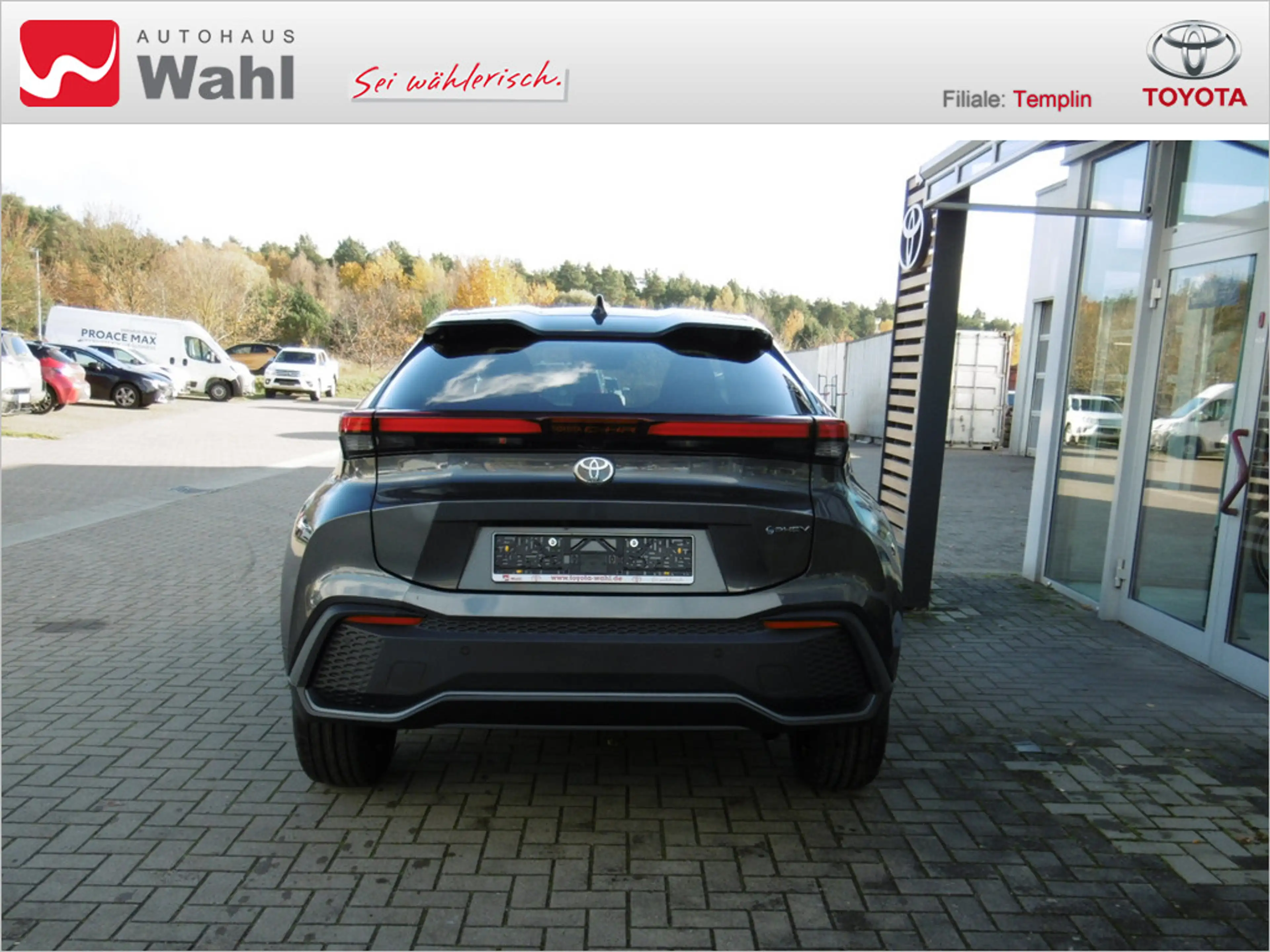 Toyota C-HR 2.0 Plug-In Hybrid FWD Teamplayer LED — photo 4
