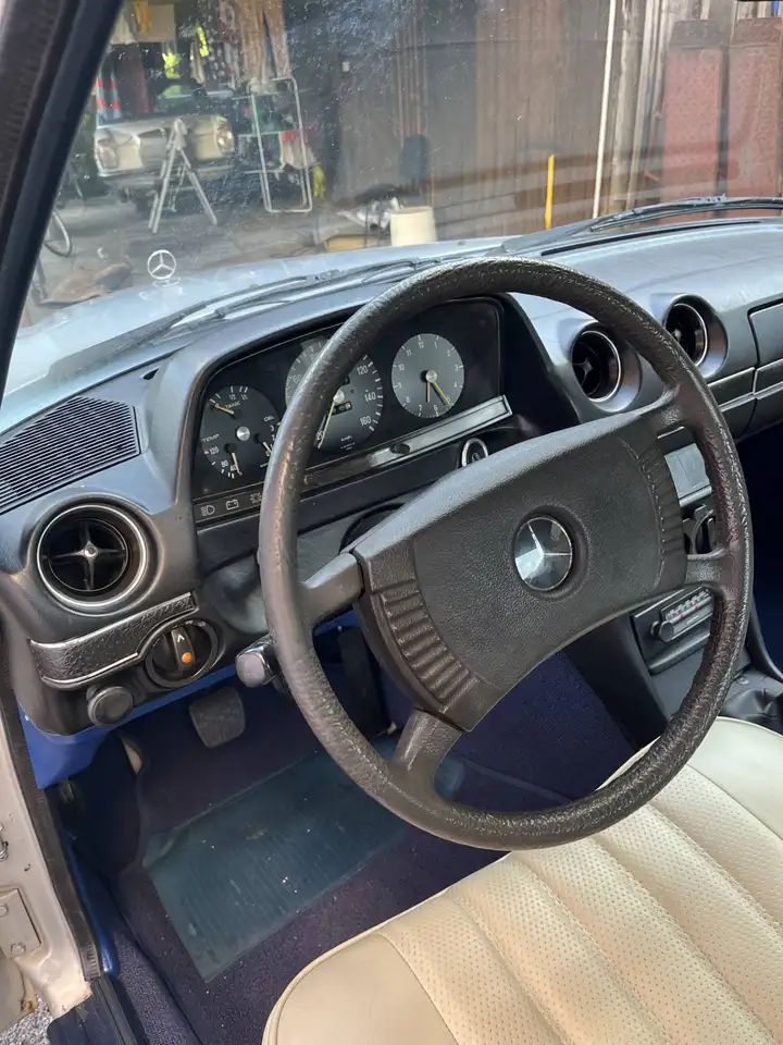 Mercedes-Benz E 200 200 D, foto 4