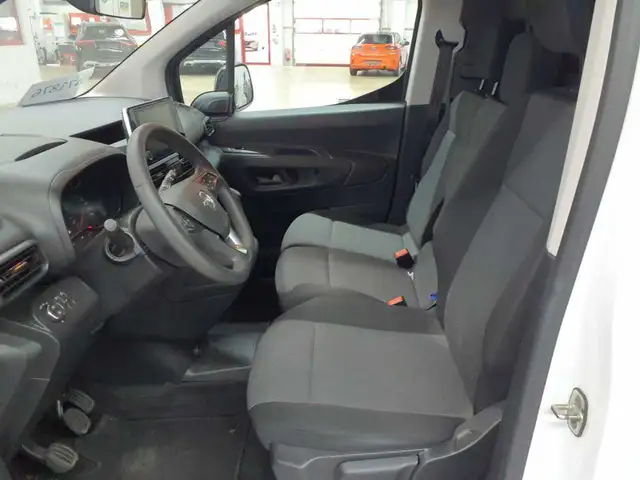 Opel Combo view 8
