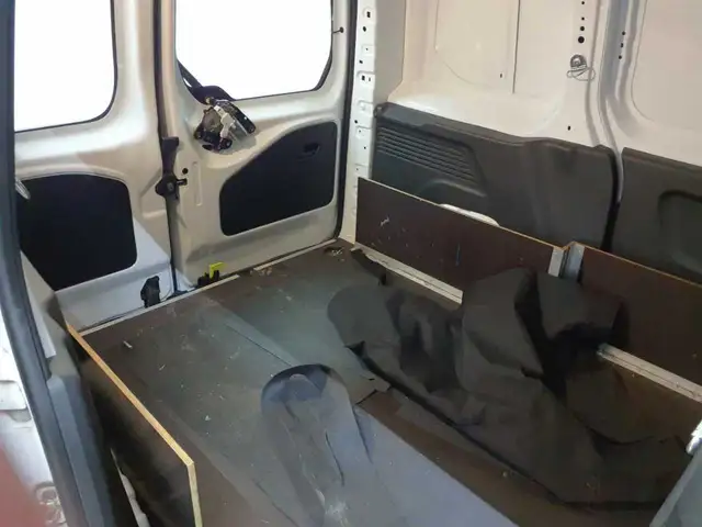 Opel Combo view 14