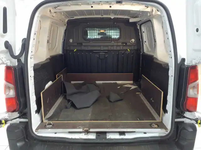 Opel Combo view 15